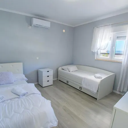 Holiday Casa De Encanto מוסטר