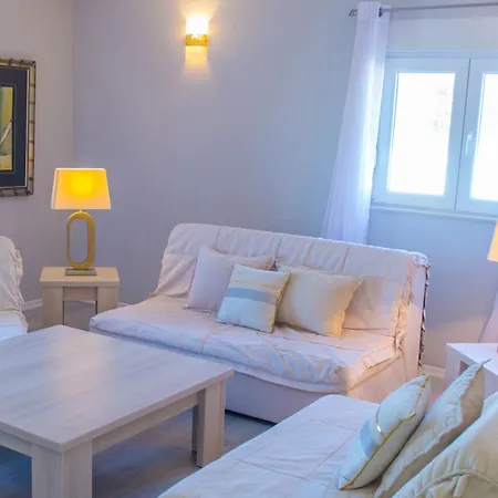 Holiday Casa De Encanto
