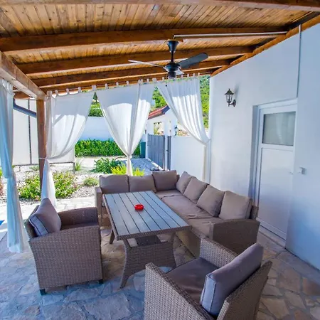 Holiday Casa De Encanto * מוסטר