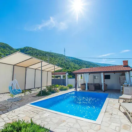 Holiday Casa De Encanto * מוסטר
